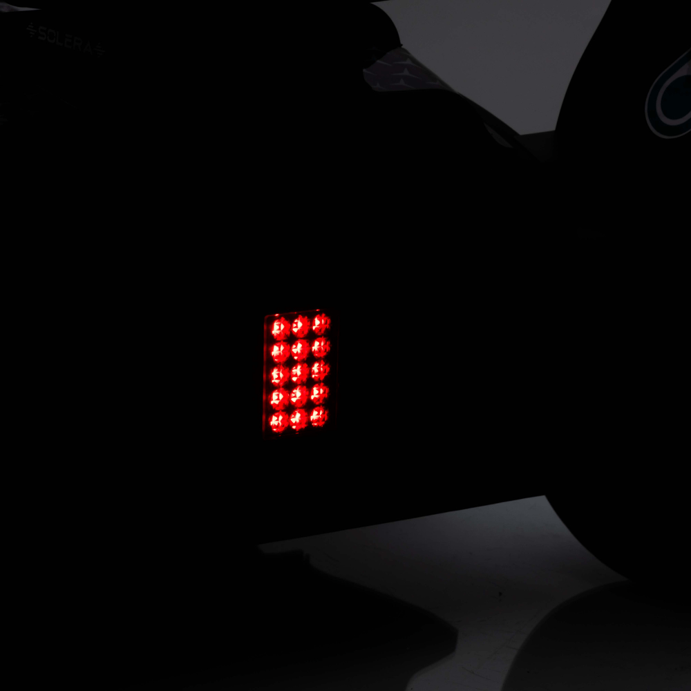 cars_qls_8621_main-16